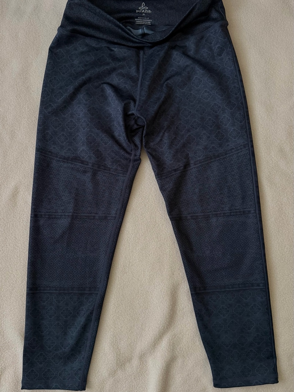 prAna Printed Athletic Leggings / Capris – Size M